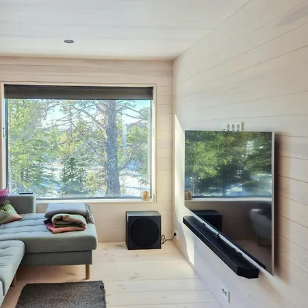 Architect-designed At Hallandsfjellet Rodberg