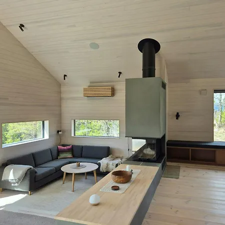 Architect-designed At Hallandsfjellet Rodberg